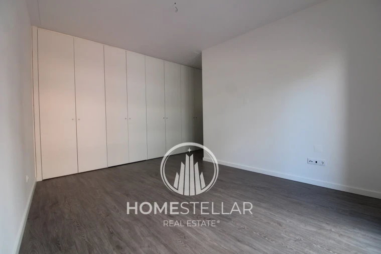 Apartamento T2 para Venda em Corroios Foto 10