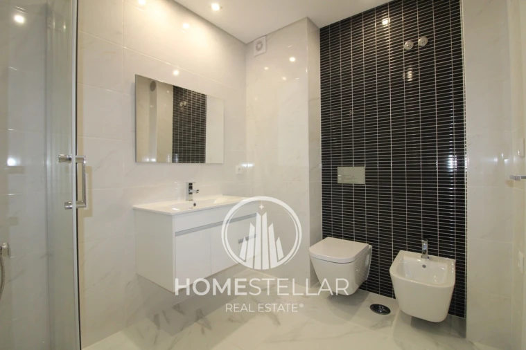 Apartamento T2 para Venda em Corroios Foto 15