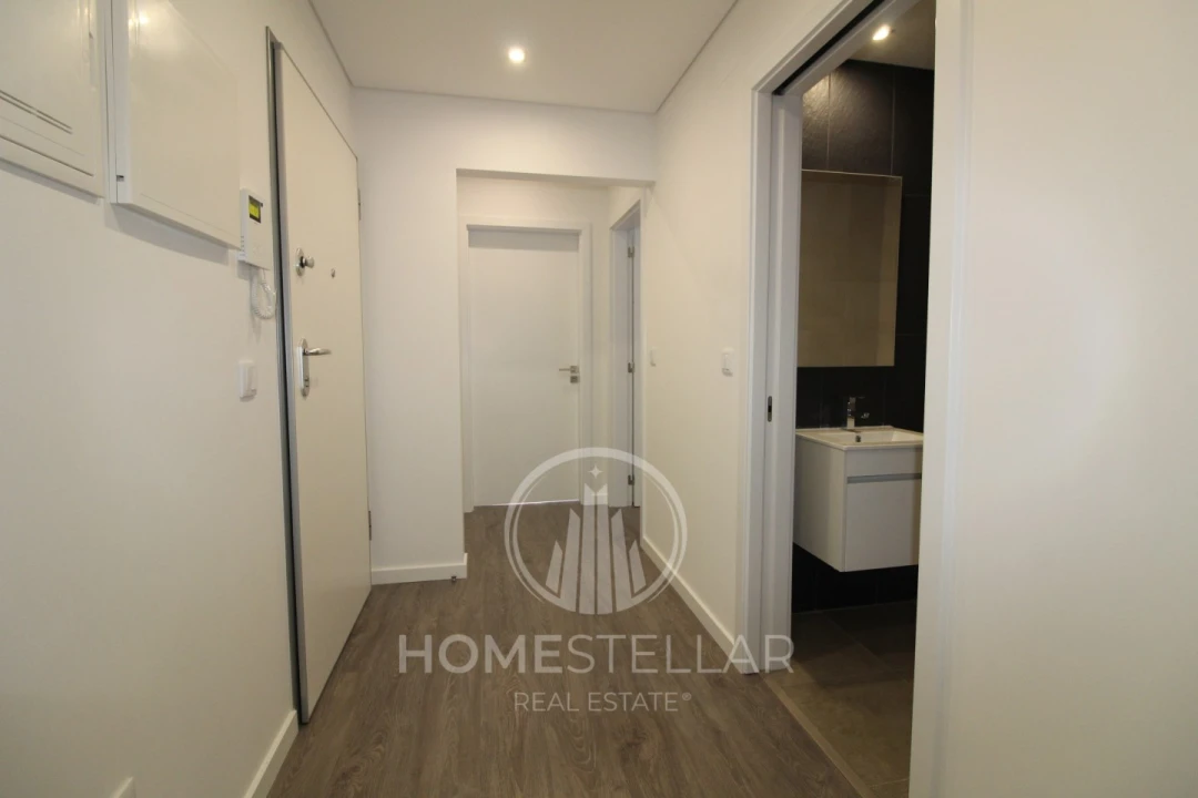 Apartamento T2 para Venda em Corroios Foto 8