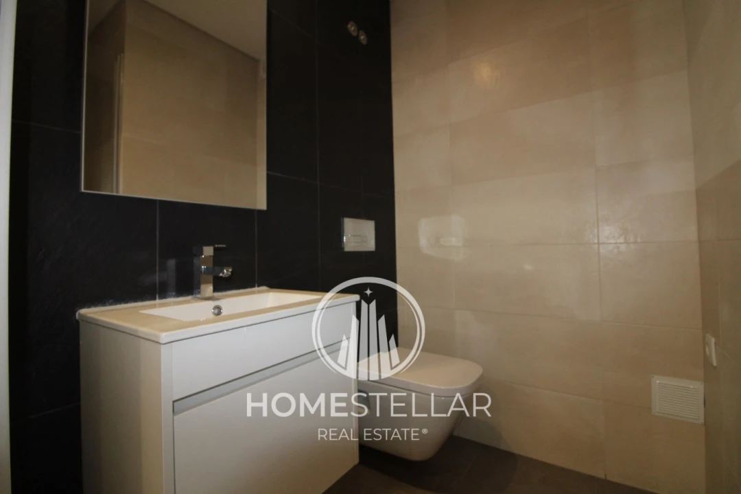 Apartamento T2 para Venda em Corroios Foto 9