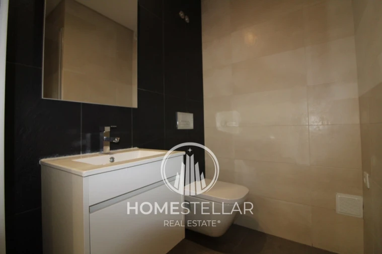 Apartamento T2 para Venda em Corroios Foto 9