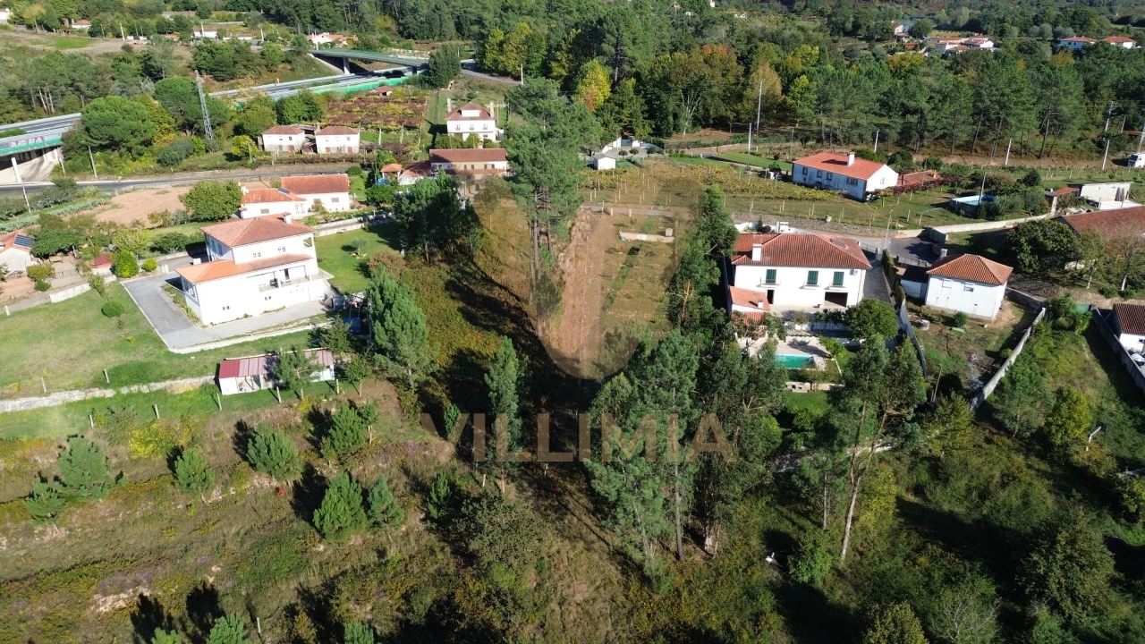 Terreno para Venda em Calheiros Foto 5