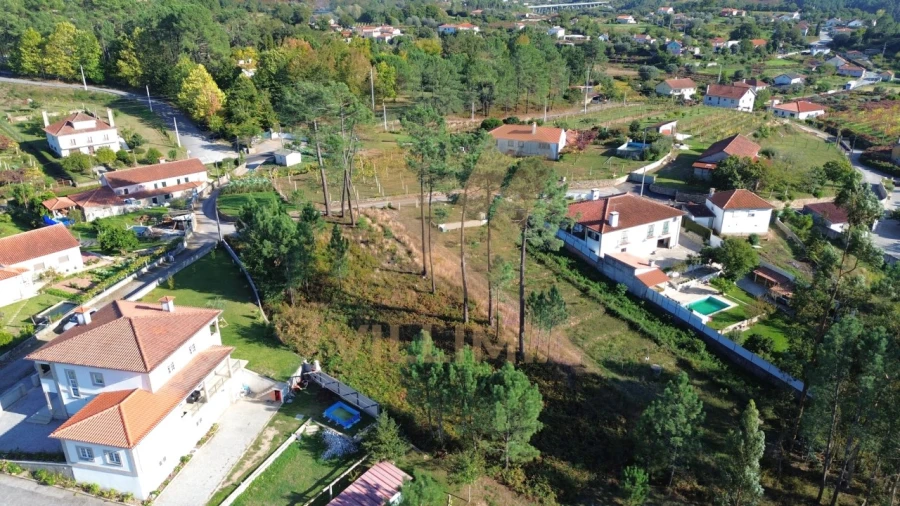Terreno para Venda em Calheiros Foto 6