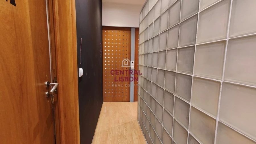 Escritório para Venda em Santo António Foto 9