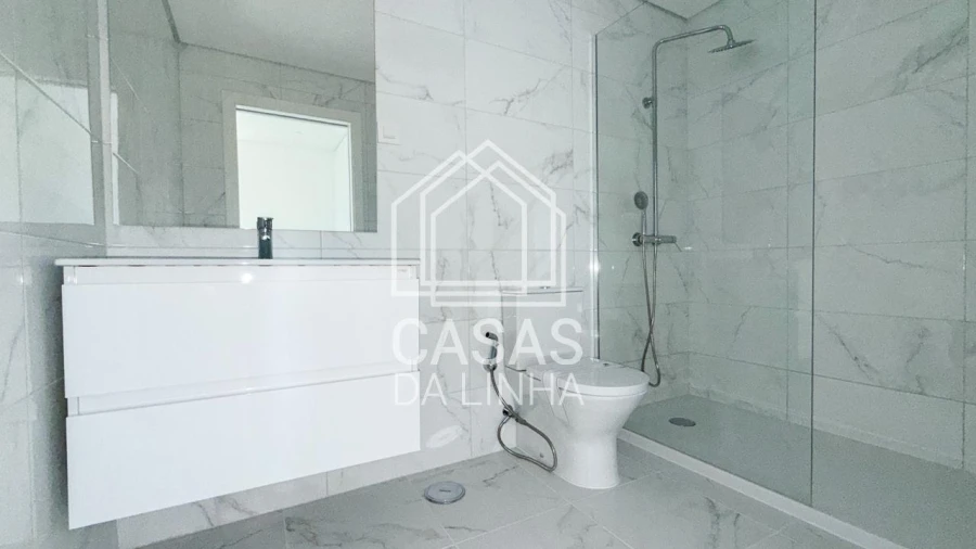 Apartamento T2 para Arrendamento em Loures Foto 16