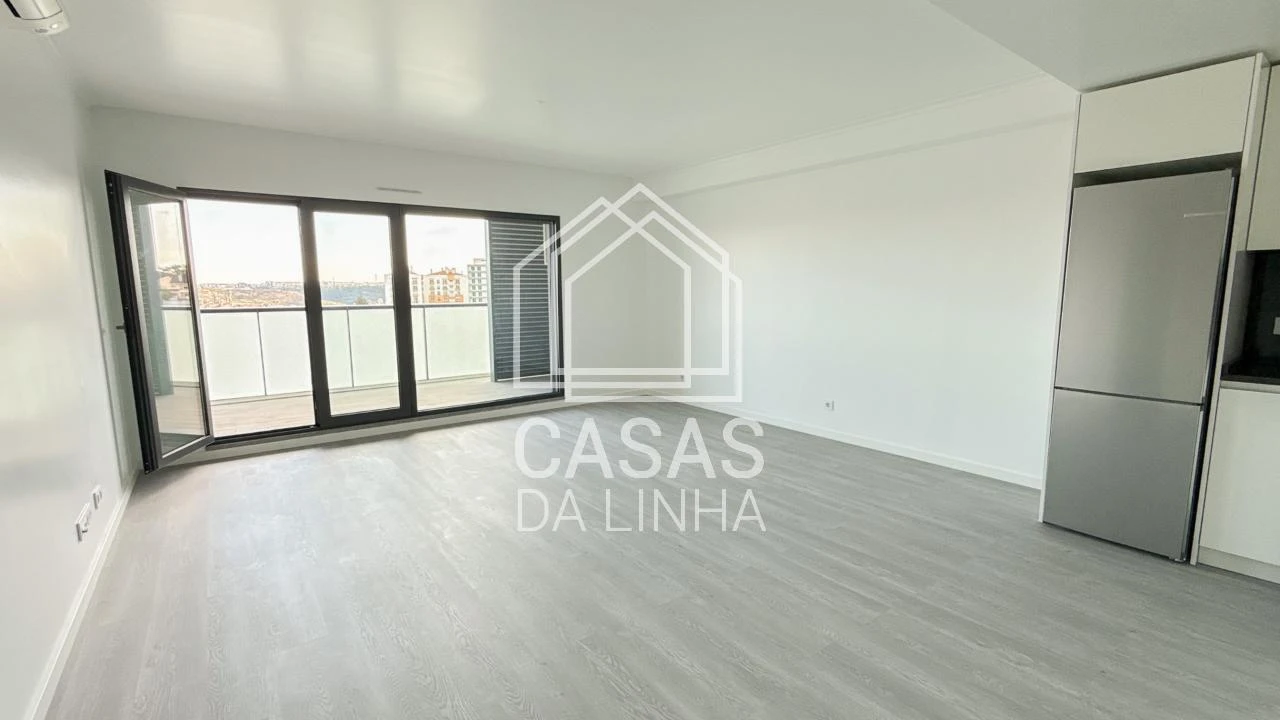 Apartamento T2 para Arrendamento em Loures Foto 2