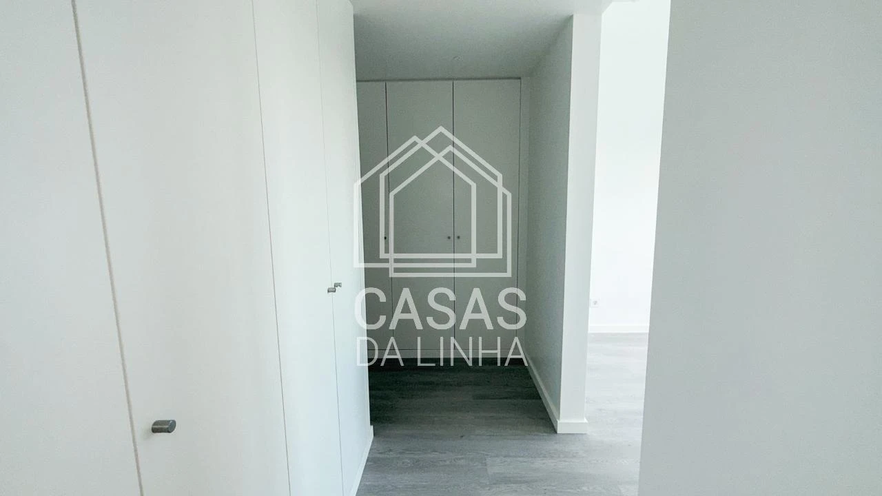 Apartamento T2 para Arrendamento em Loures Foto 10