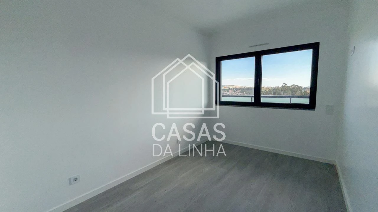 Apartamento T2 para Arrendamento em Loures Foto 13