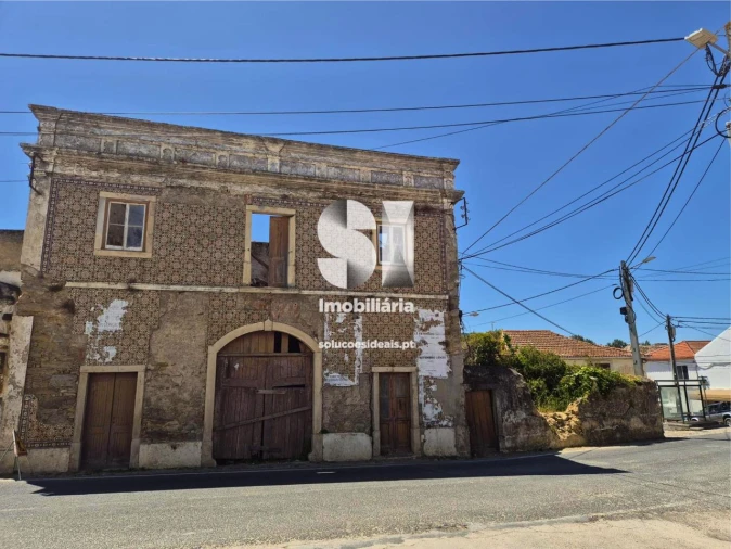 Moradia para Venda em Dois Portos e Runa Foto 17