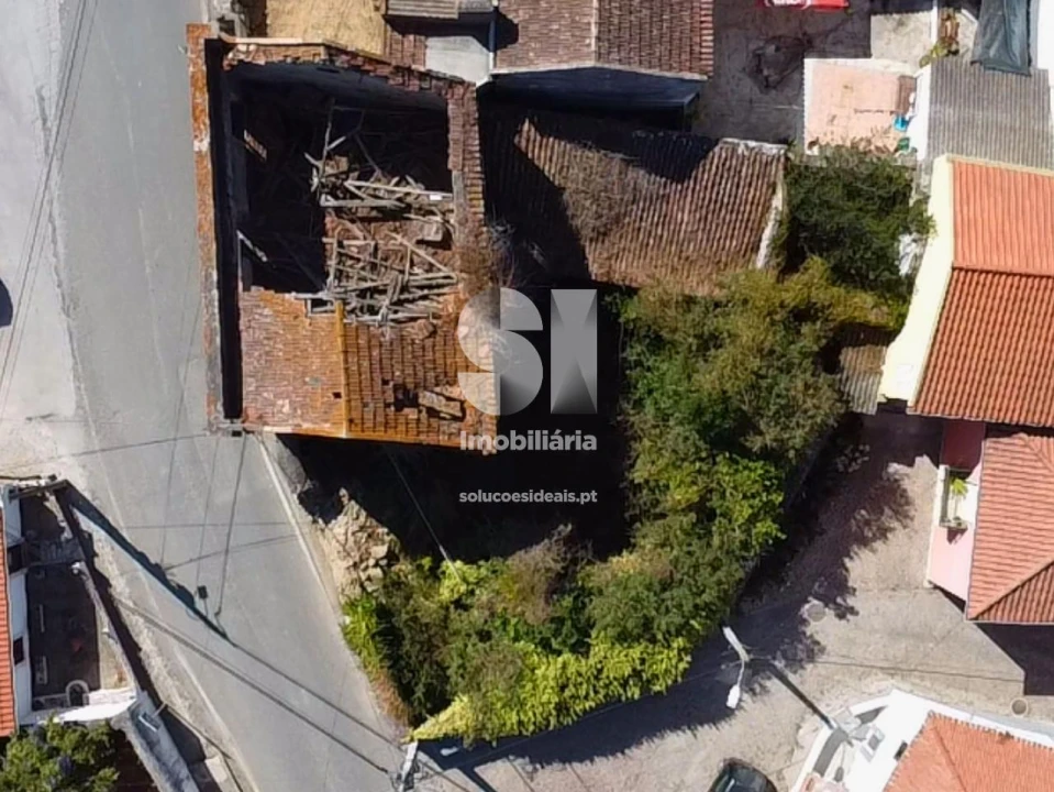 Moradia para Venda em Dois Portos e Runa Foto 7