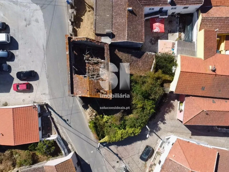 Moradia para Venda em Dois Portos e Runa Foto 8