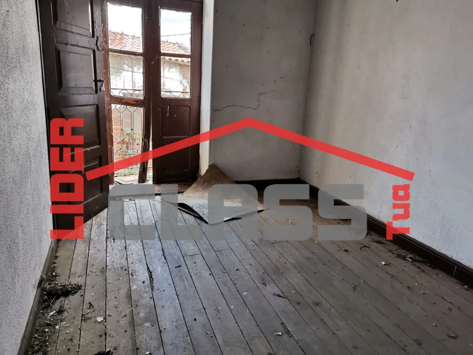 Moradia T3 para Venda em Poiares Foto 5