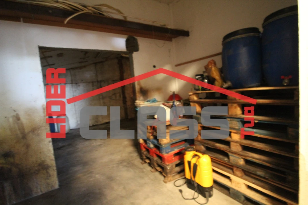 Armazém para Venda em Frechas Foto 10