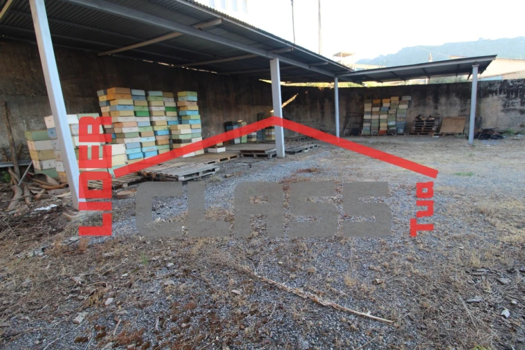 Armazém para Venda em Frechas Foto 19