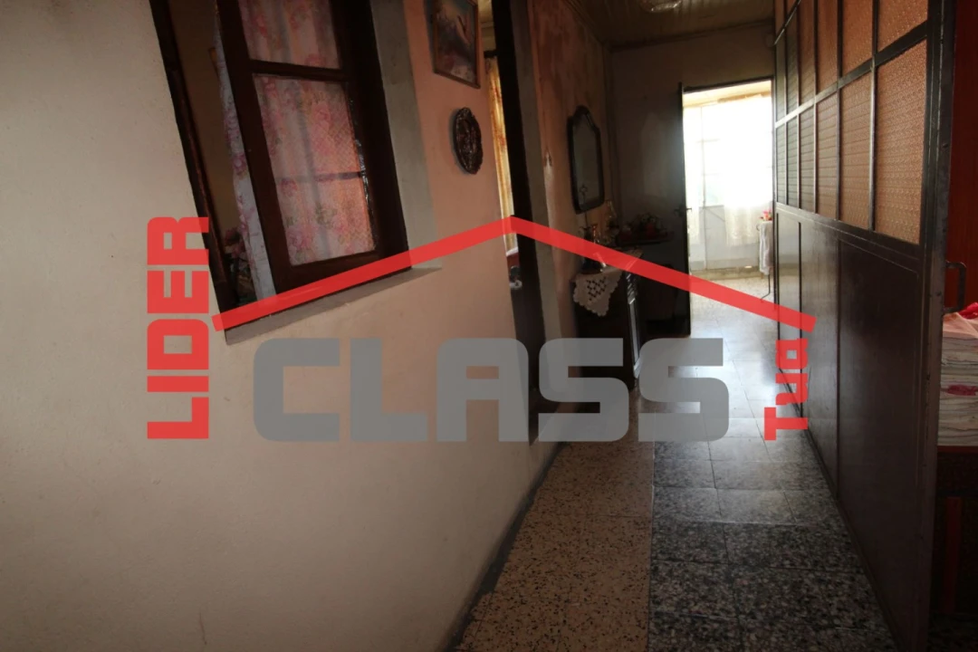 Moradia T3 para Venda em Torre de D. Chama Foto 13