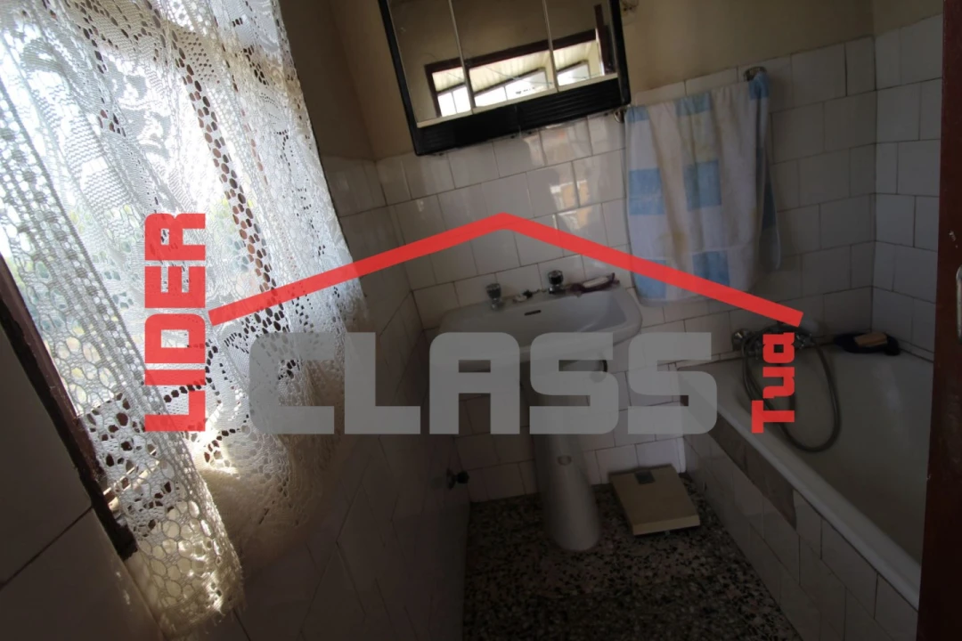 Moradia T3 para Venda em Torre de D. Chama Foto 14