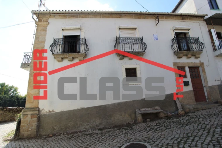 Moradia T3 para Venda em Torre de D. Chama Foto 18