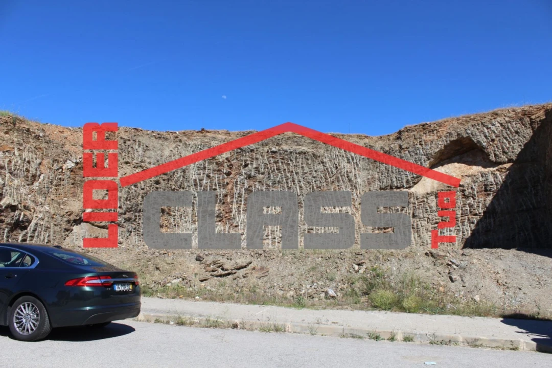 Terreno para Venda em Mirandela Foto 5