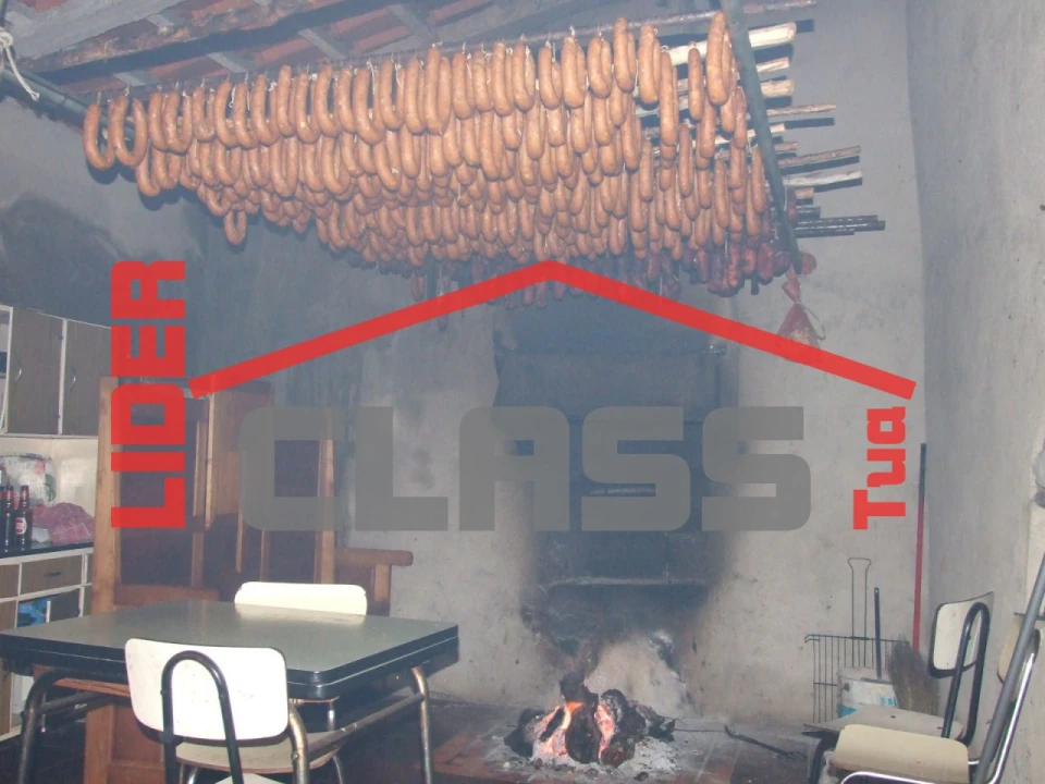 Moradia T2 para Venda em Vinhas Foto 18