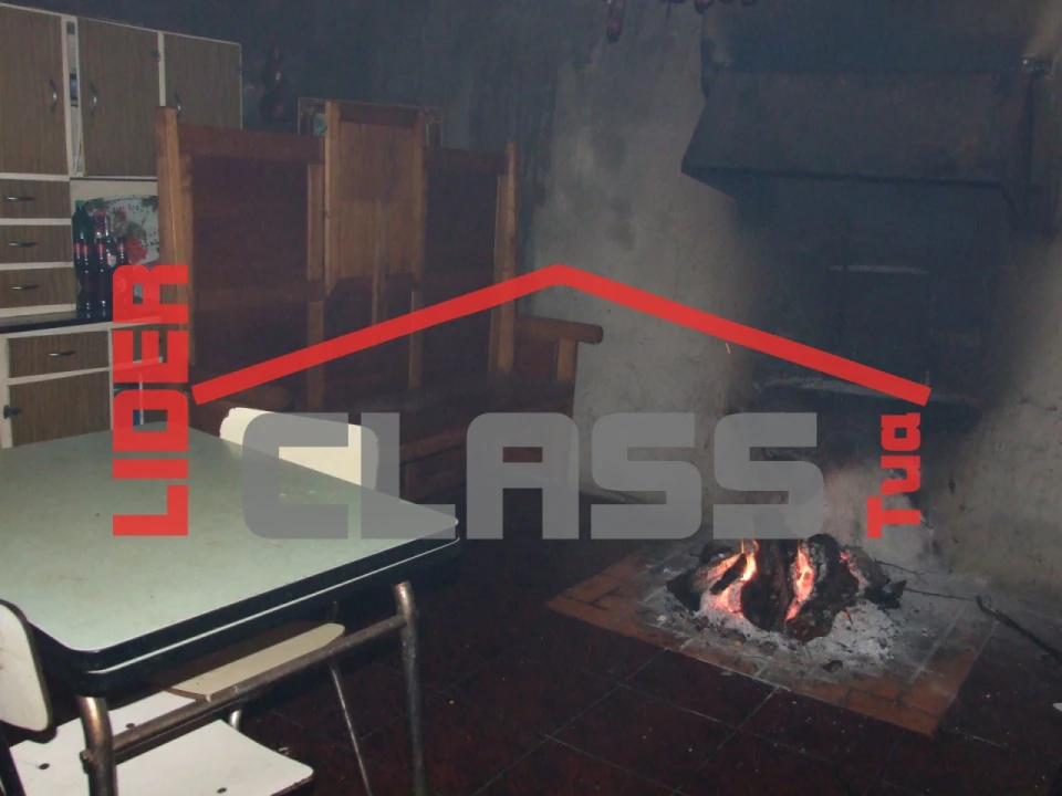 Moradia T2 para Venda em Vinhas Foto 19