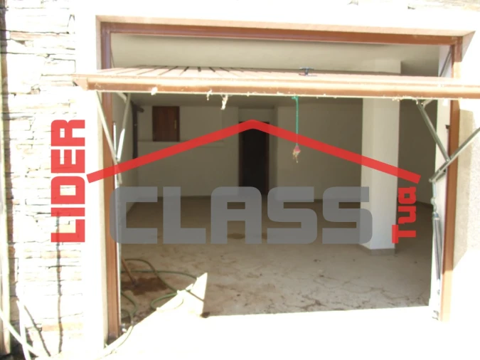 Moradia T2 para Venda em Vinhas Foto 13