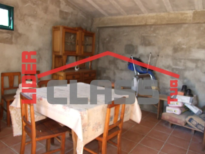 Moradia T2 para Venda em Vinhas Foto 15