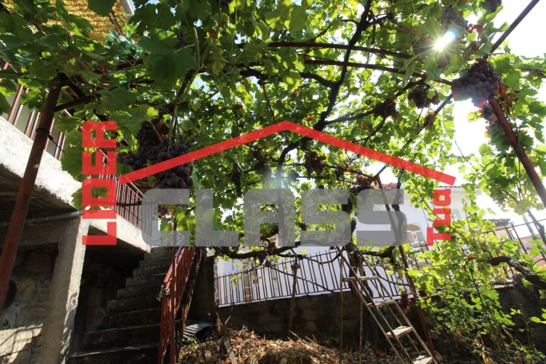 Moradia T3 para Venda em Torre de D. Chama Foto 8