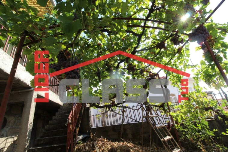 Moradia T3 para Venda em Torre de D. Chama Foto 8