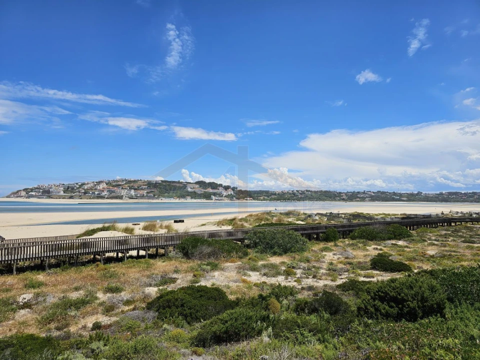 Terreno para Venda em Atouguia da Baleia Foto 29