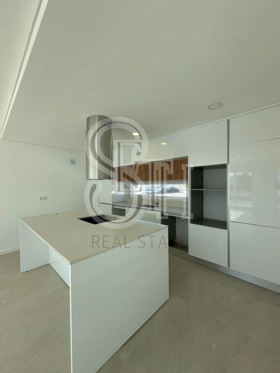 Moradia T3 para Venda em Charneca de Caparica e Sobreda Foto 6