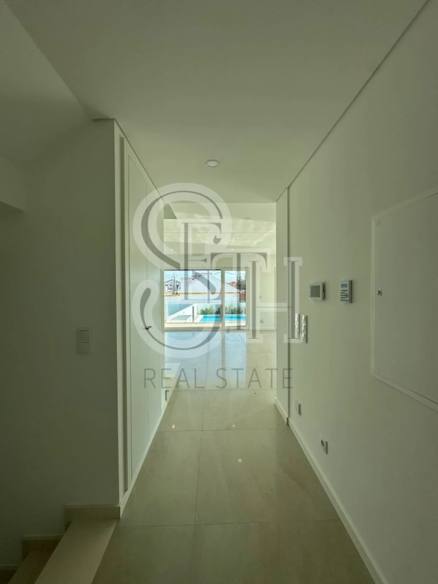 Moradia T3 para Venda em Charneca de Caparica e Sobreda Foto 15