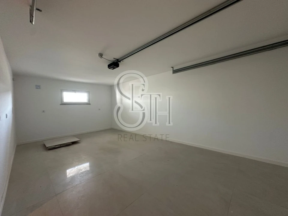 Moradia T3 para Venda em Charneca de Caparica e Sobreda Foto 42