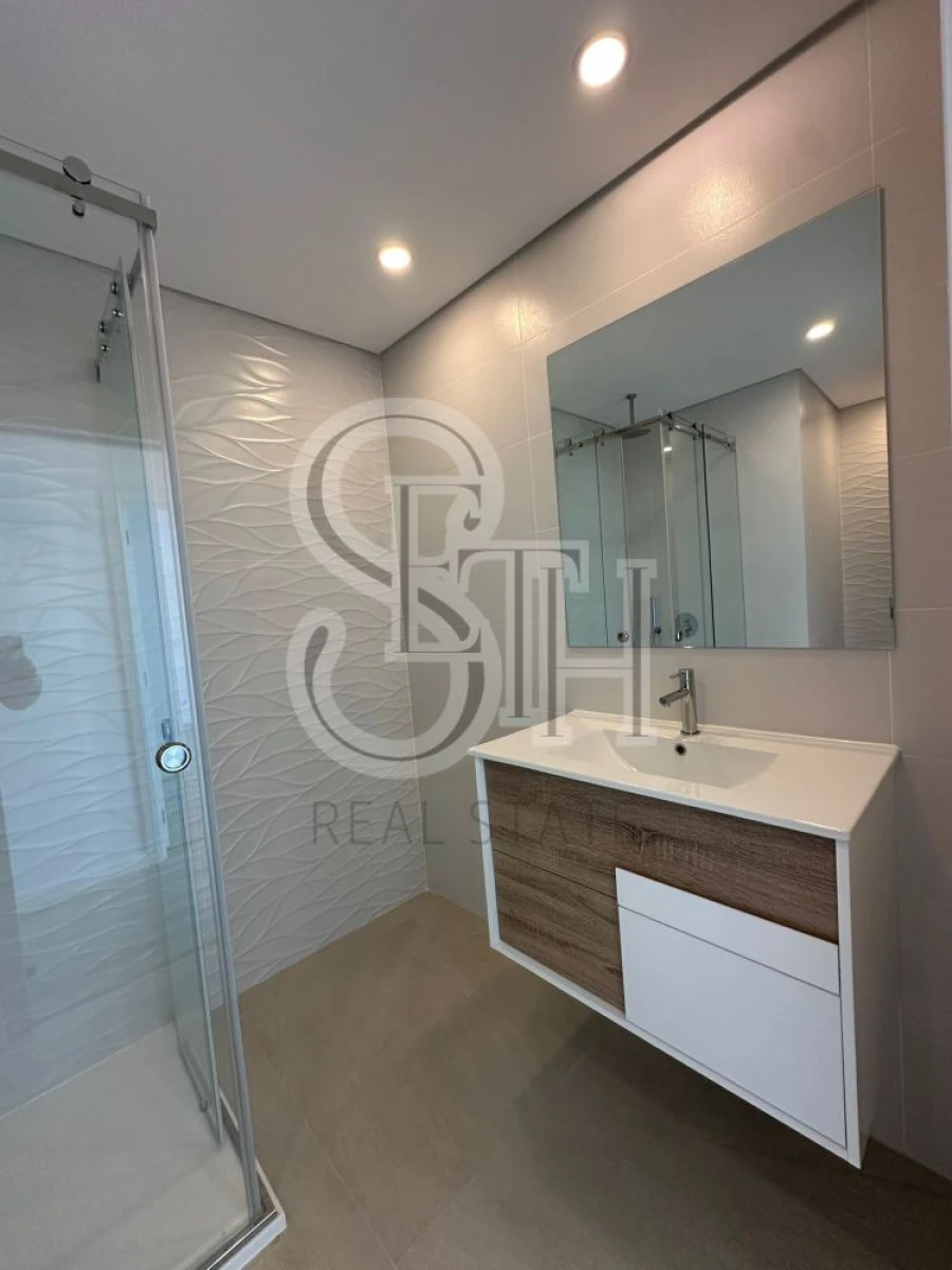 Moradia T3 para Venda em Charneca de Caparica e Sobreda Foto 26