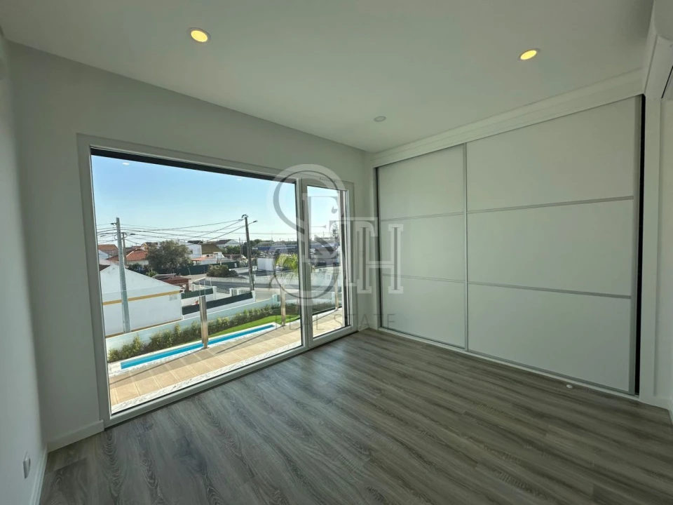 Moradia T3 para Venda em Charneca de Caparica e Sobreda Foto 23