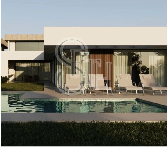 Moradia T4 para Venda em Corroios Foto 1