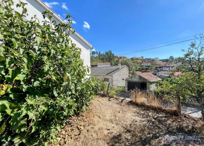 Moradia T3 para Venda em Silvares Foto 39