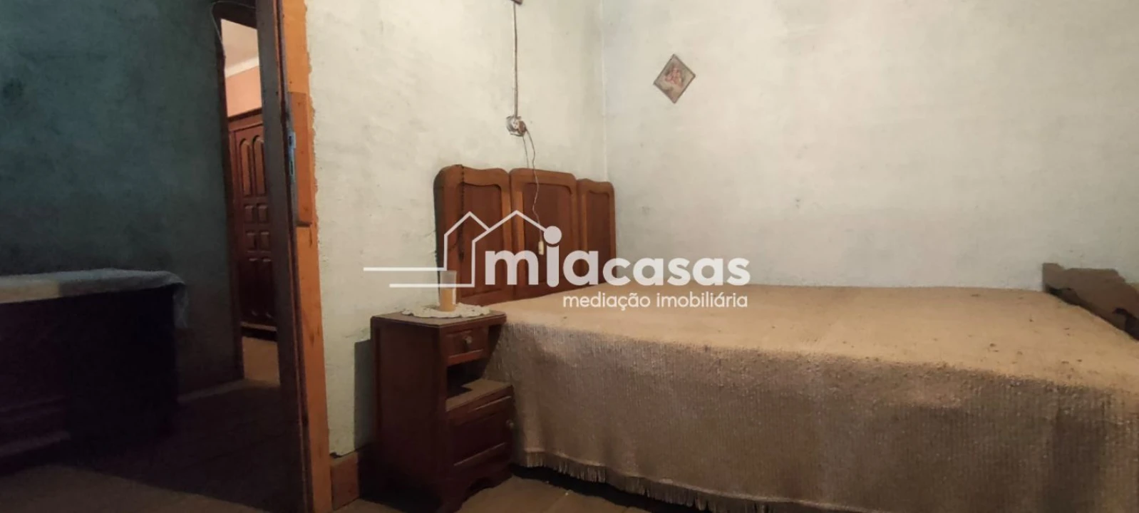 Moradia T4 para Venda em Casal Comba Foto 11