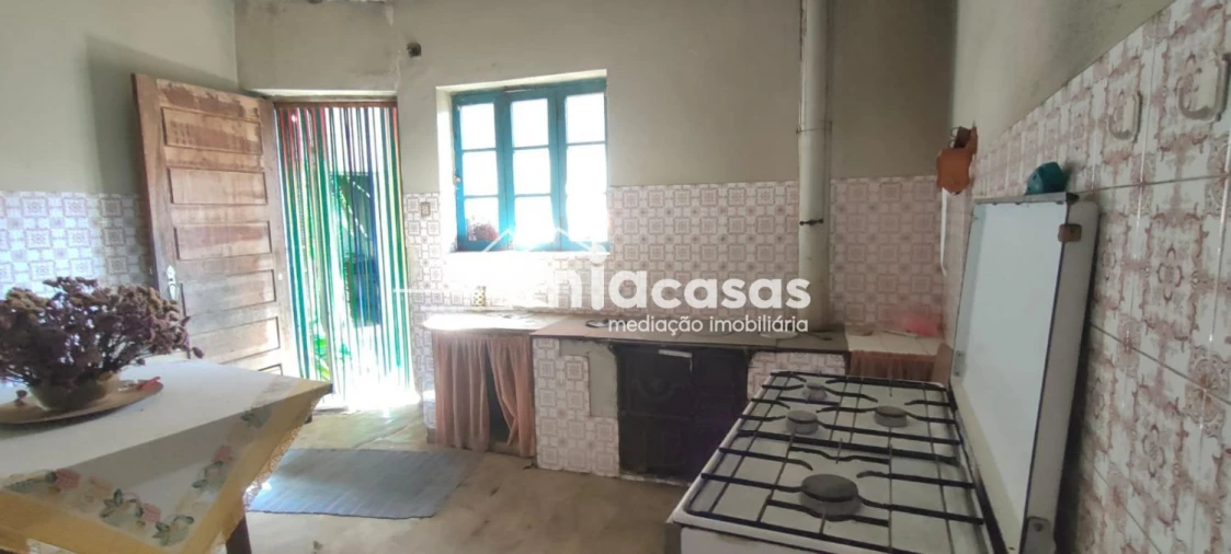 Moradia T4 para Venda em Casal Comba Foto 16