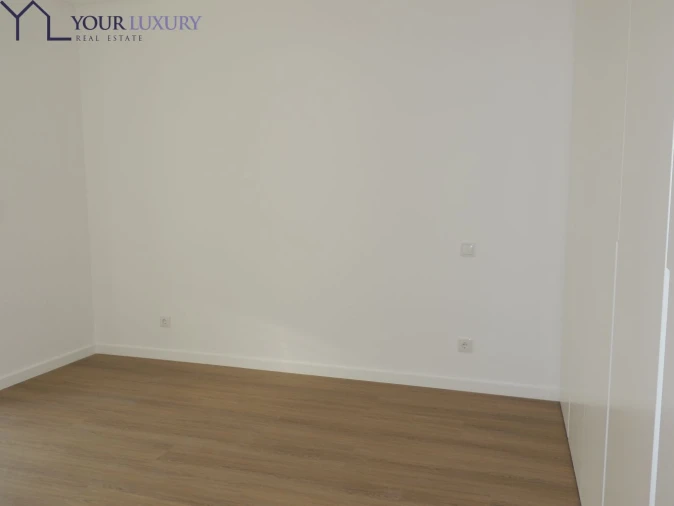 Moradia T3 para Venda em Mina de Água Foto 27