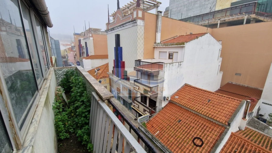 Apartamento T2 para Venda em Vila Franca de Xira Foto 1