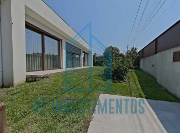 Moradia T5 para Venda em Santa Joana