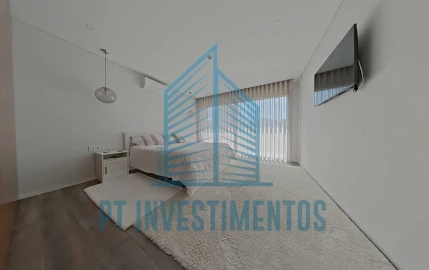 Moradia T5 para Venda em Santa Joana