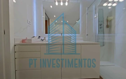 Moradia T5 para Venda em Santa Joana
