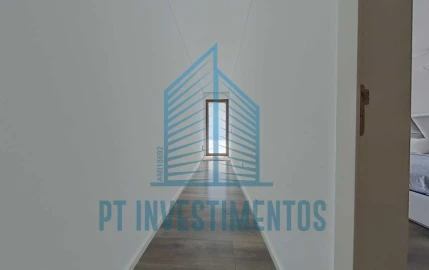 Moradia T5 para Venda em Santa Joana