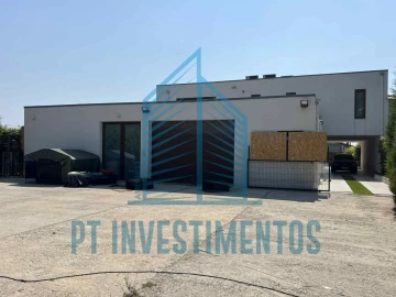 Moradia T5 para Venda em Santa Joana