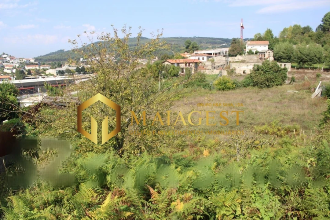 Terreno para Venda em Infias Foto 6