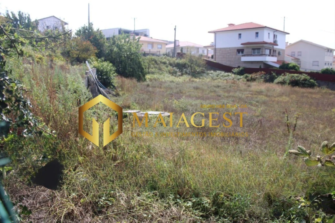 Terreno para Venda em Infias Foto 9