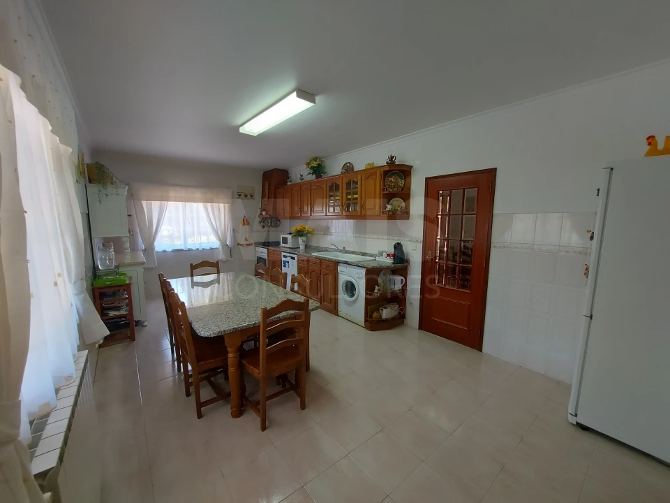 Moradia T5 para Venda em Côja e Barril de Alva Foto 11