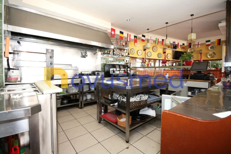 Loja para Venda em Albufeira e Olhos de Água Foto 13