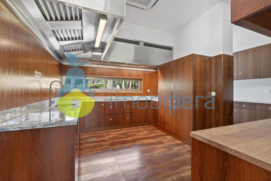 Moradia T3 para Venda em Albufeira e Olhos de Água Foto 23